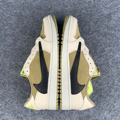 Travis Scott x Air Jordan 1 Low 'Golf' (B-Grade Version)