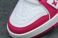 WMNS LV Trainer 'Fuchsia'