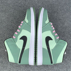 Wmns Air Jordan 1 Mid SE 'Dutch Green'