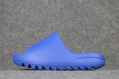 Yeezy Slides 'Azure'