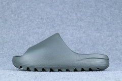 Yeezy Slides 'Granite'