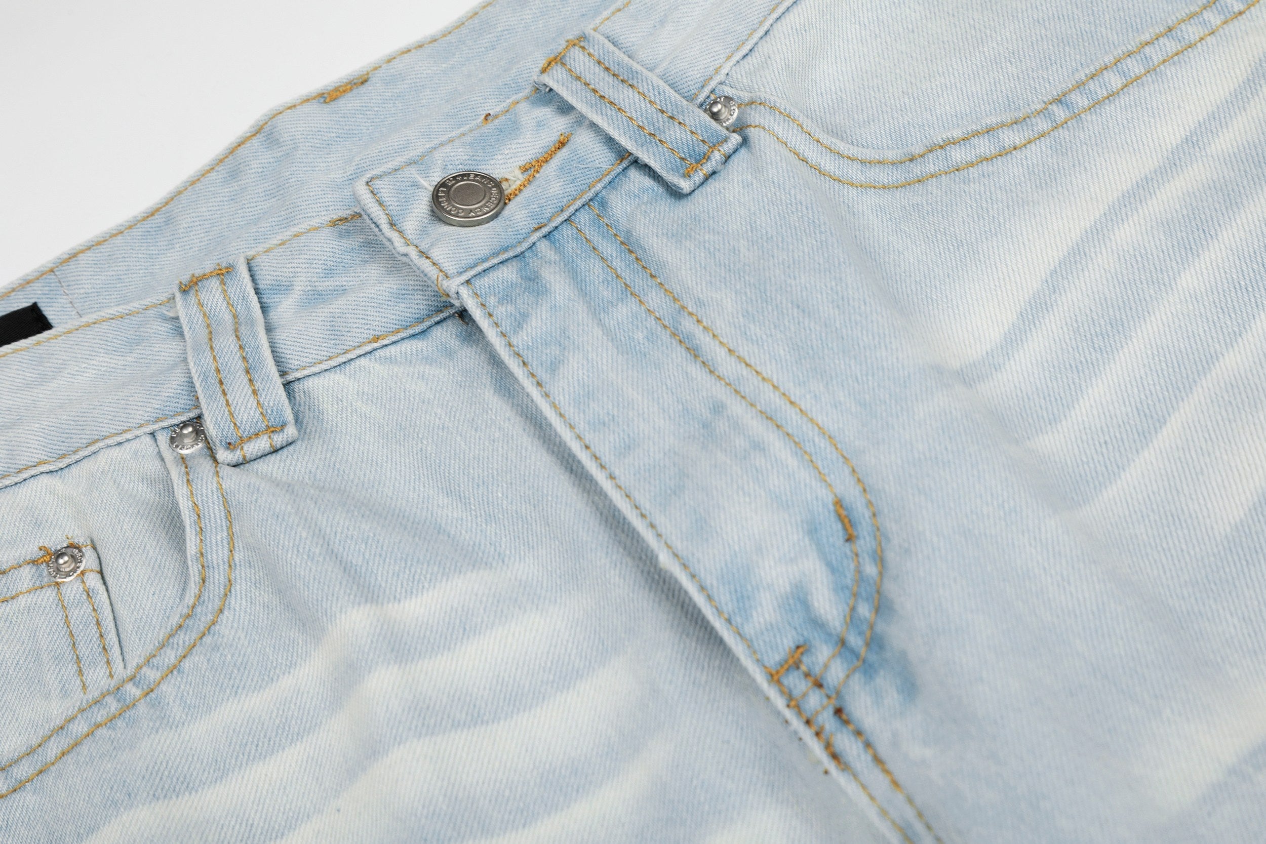 CapCabin “Ice Wash Wide Denim”