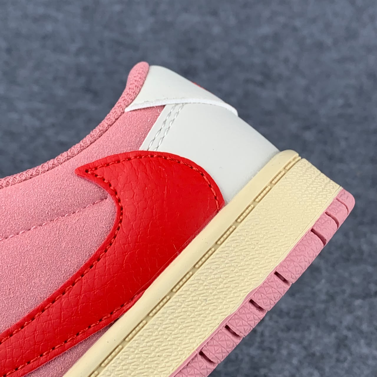Travis Scott x Air Jordan 1 Retro Low OG PS 'Sail Tropical Pink'