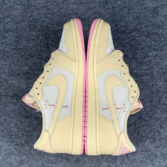 Travis Scott x Air Jordan 1 Low OG SP 'Muslin/Shy Pink'