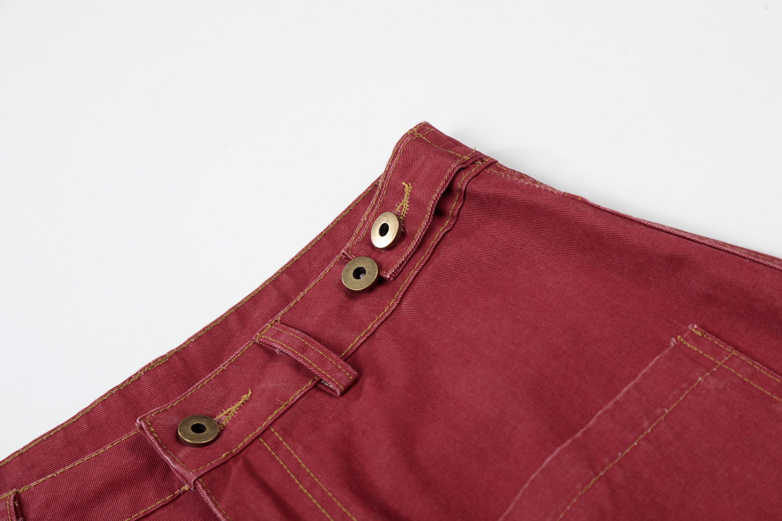 CapCabin “Vintage Red Splatter Wide-Leg Pants”