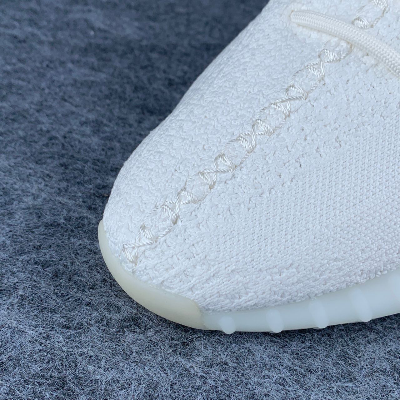 Yeezy Boost 350 V2 'Cream White / Triple White'