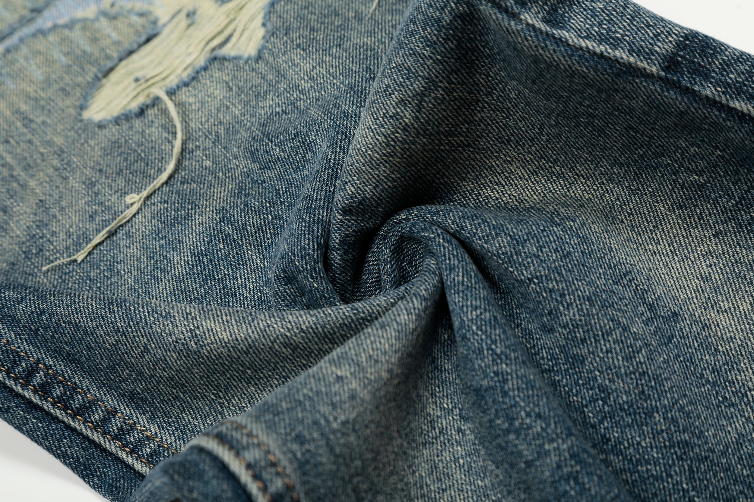 CapCabin Vintage Washed Distressed Jeans*