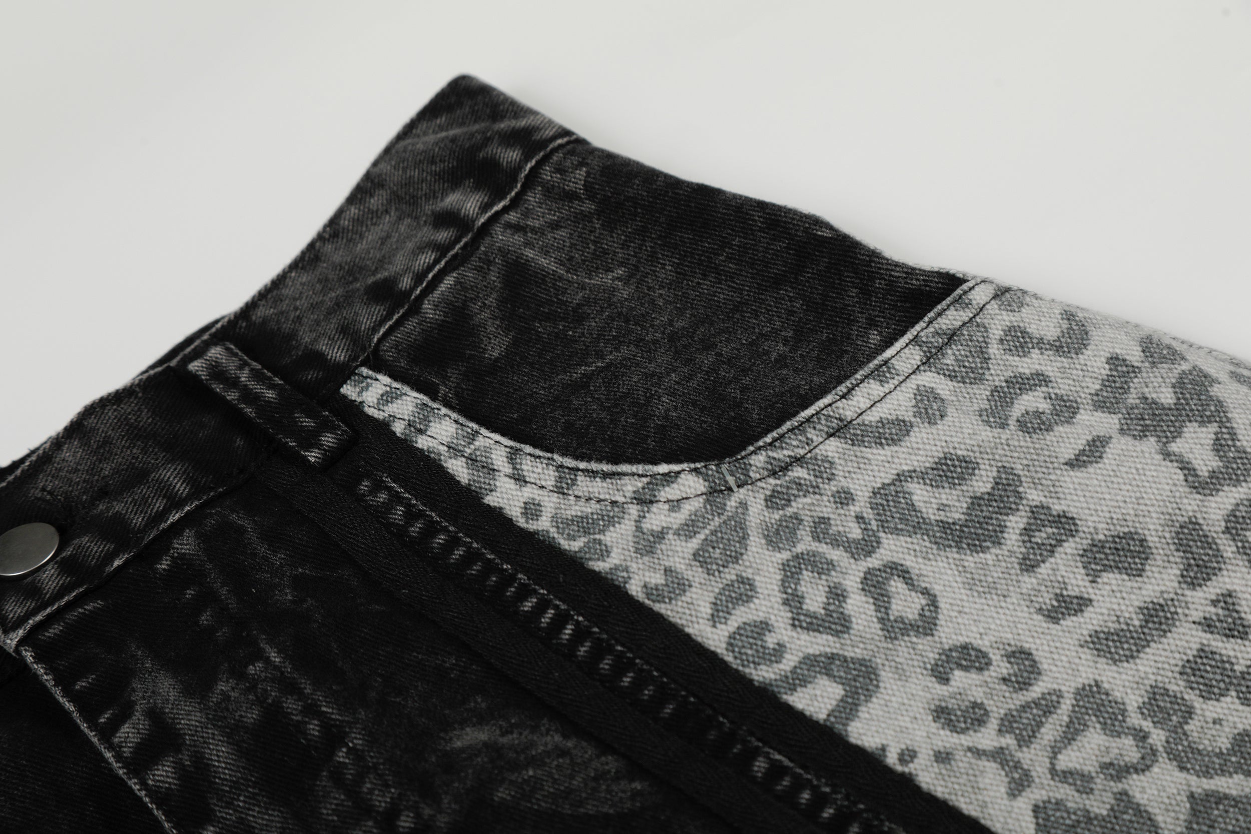 CapCabin Leopard Panel Denim Pants