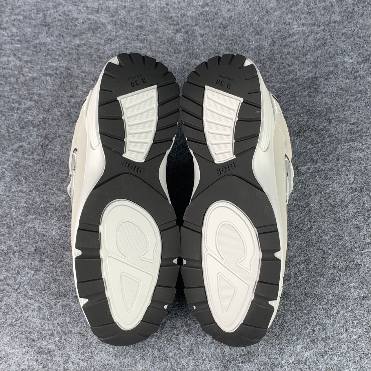 Dior B30 'Reflective CD30 Grey'