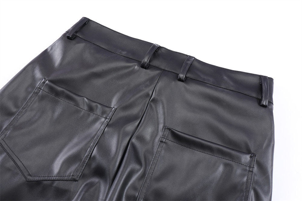 CapCabin Ruched Faux Leather Pants