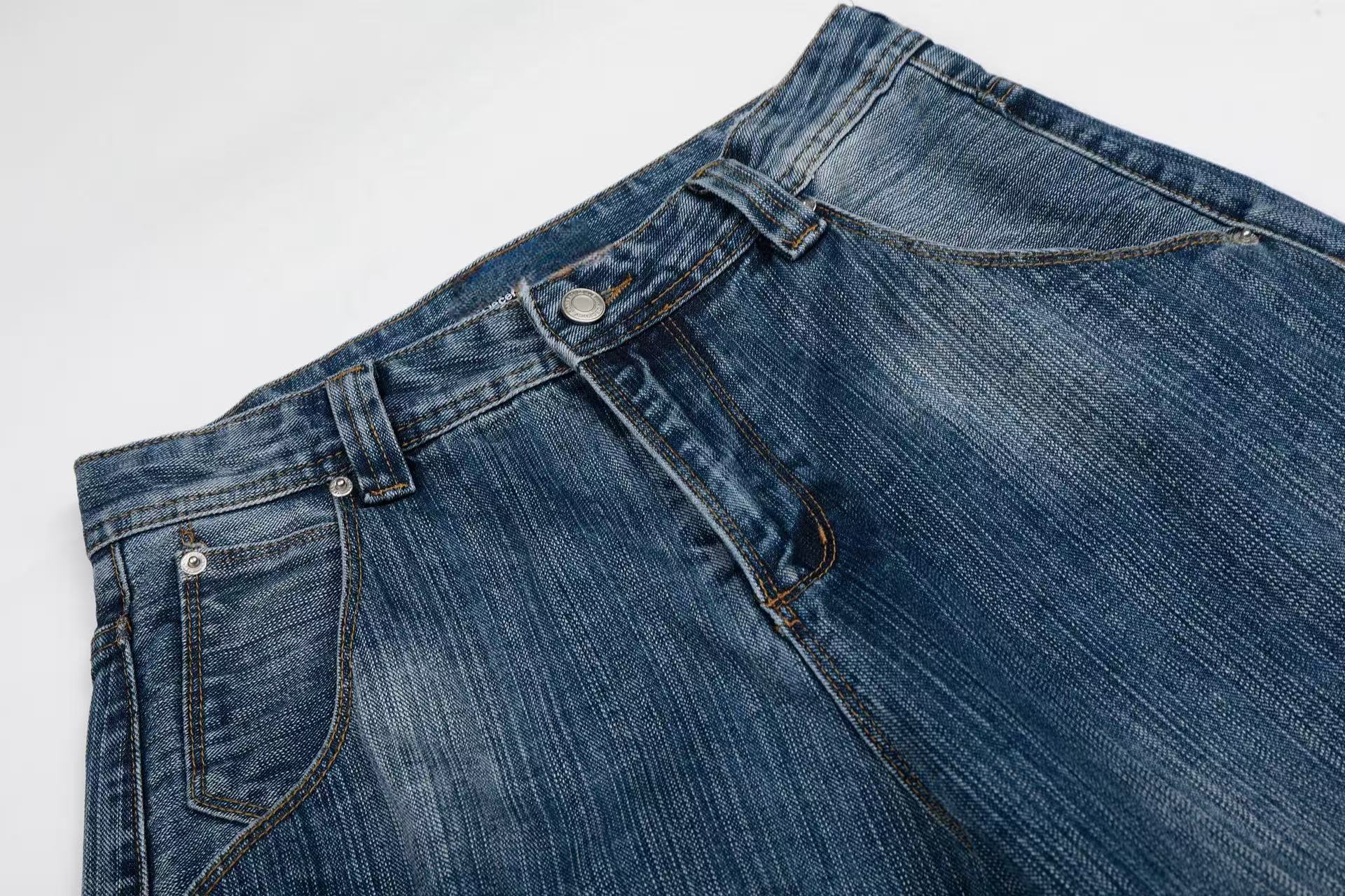 CapCabin “Vintage Grain Denim Jeans”
