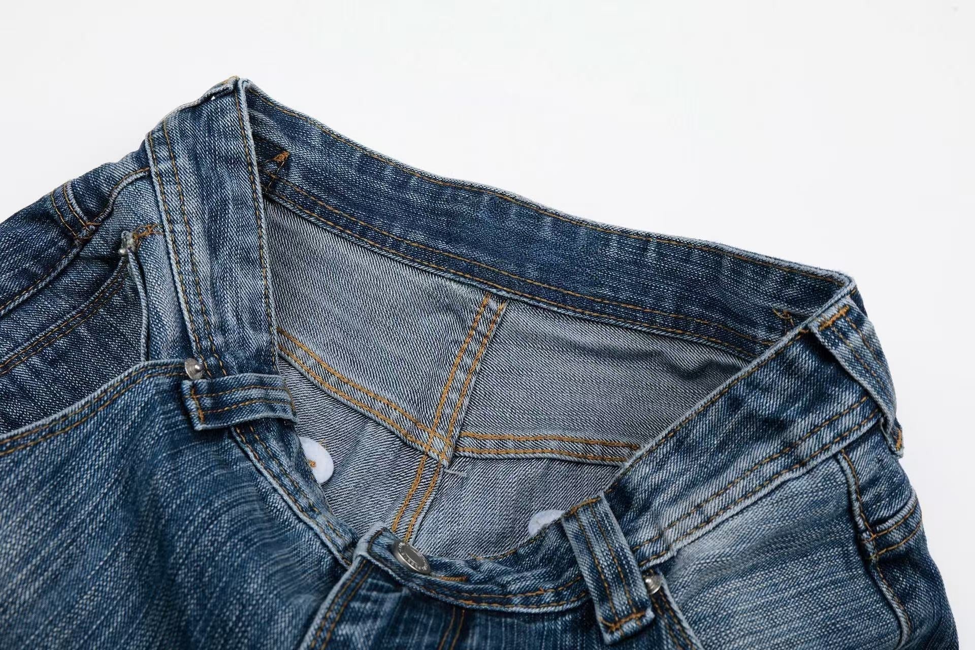 CapCabin “Vintage Grain Denim Jeans”