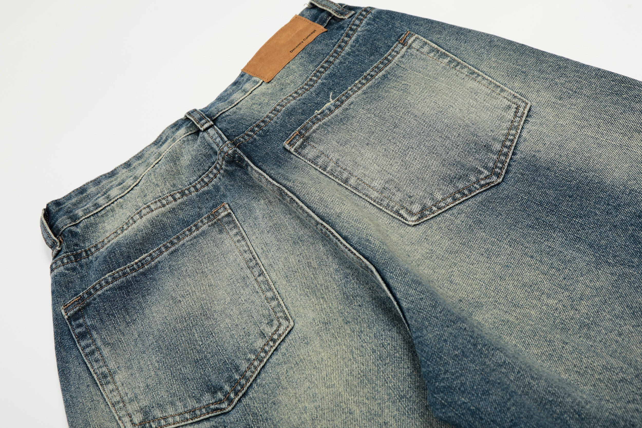 CapCabin Vintage Washed Distressed Jeans*