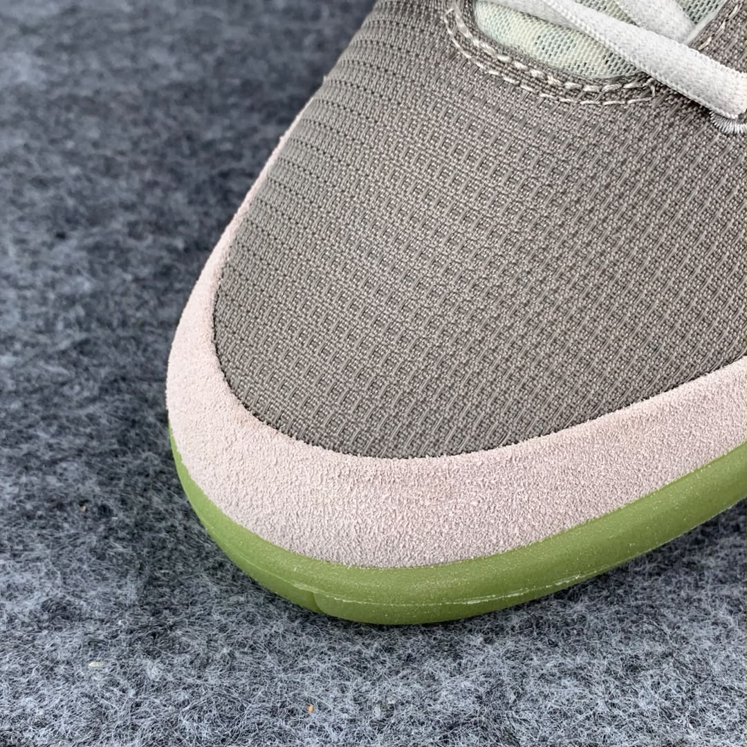 Air Yeezy 2 NRG 'Pure Platinum'