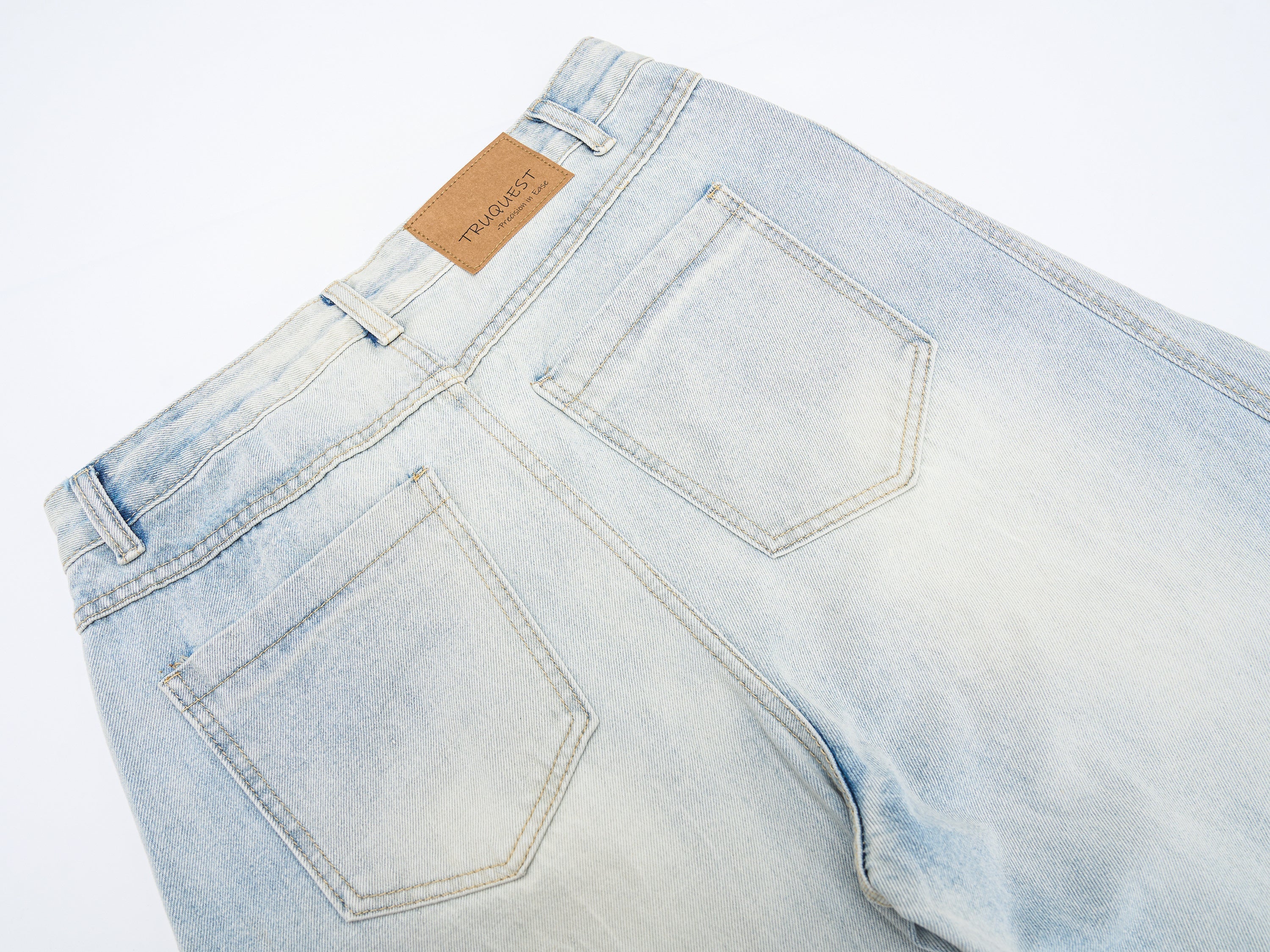 CapCabin Vintage Wide-Leg Washed Jeans