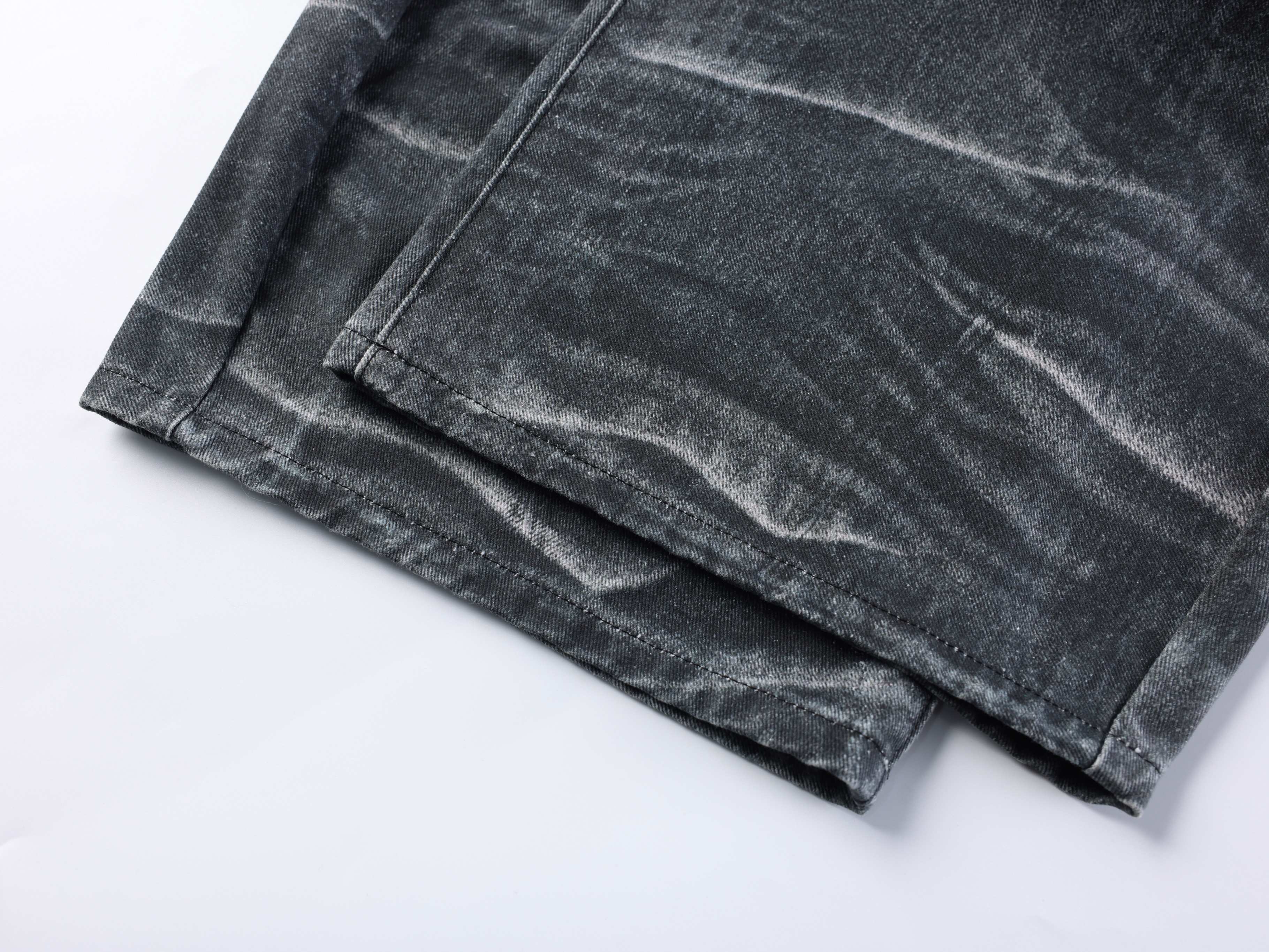 CapCabin Washed Studded Wide-Leg Jeans