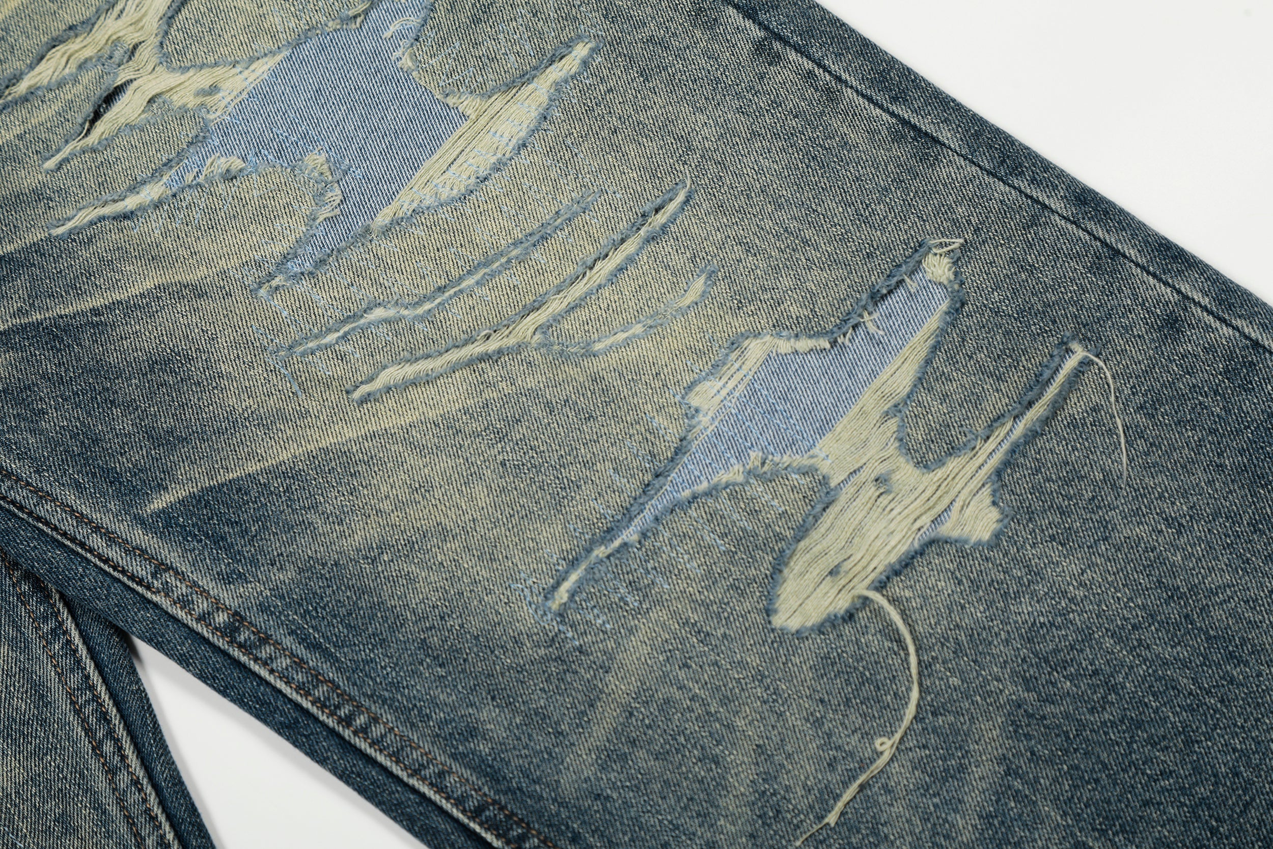 CapCabin Vintage Washed Distressed Jeans*