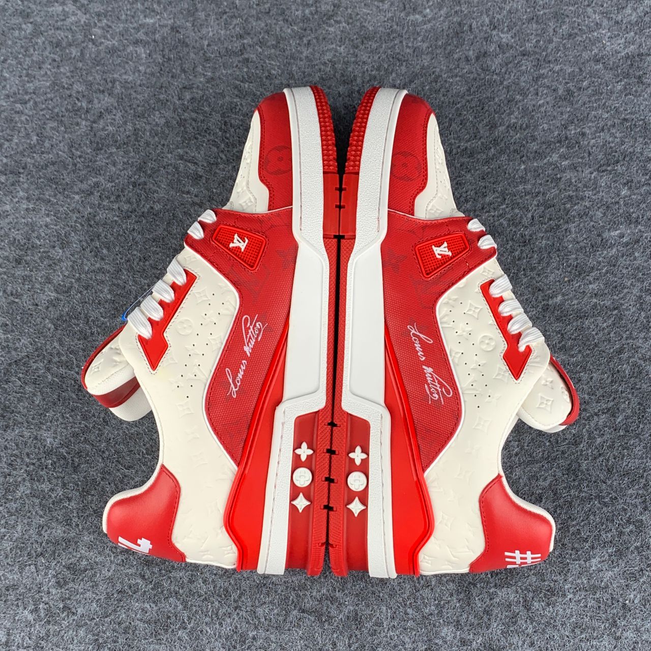 LV Trainer Low '#54 Signature 'Red White'