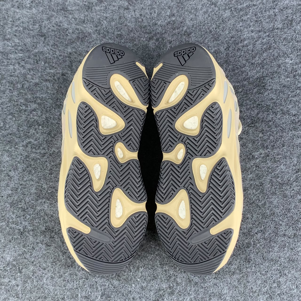 Adidas Yeezy Boost 700 'Analog'