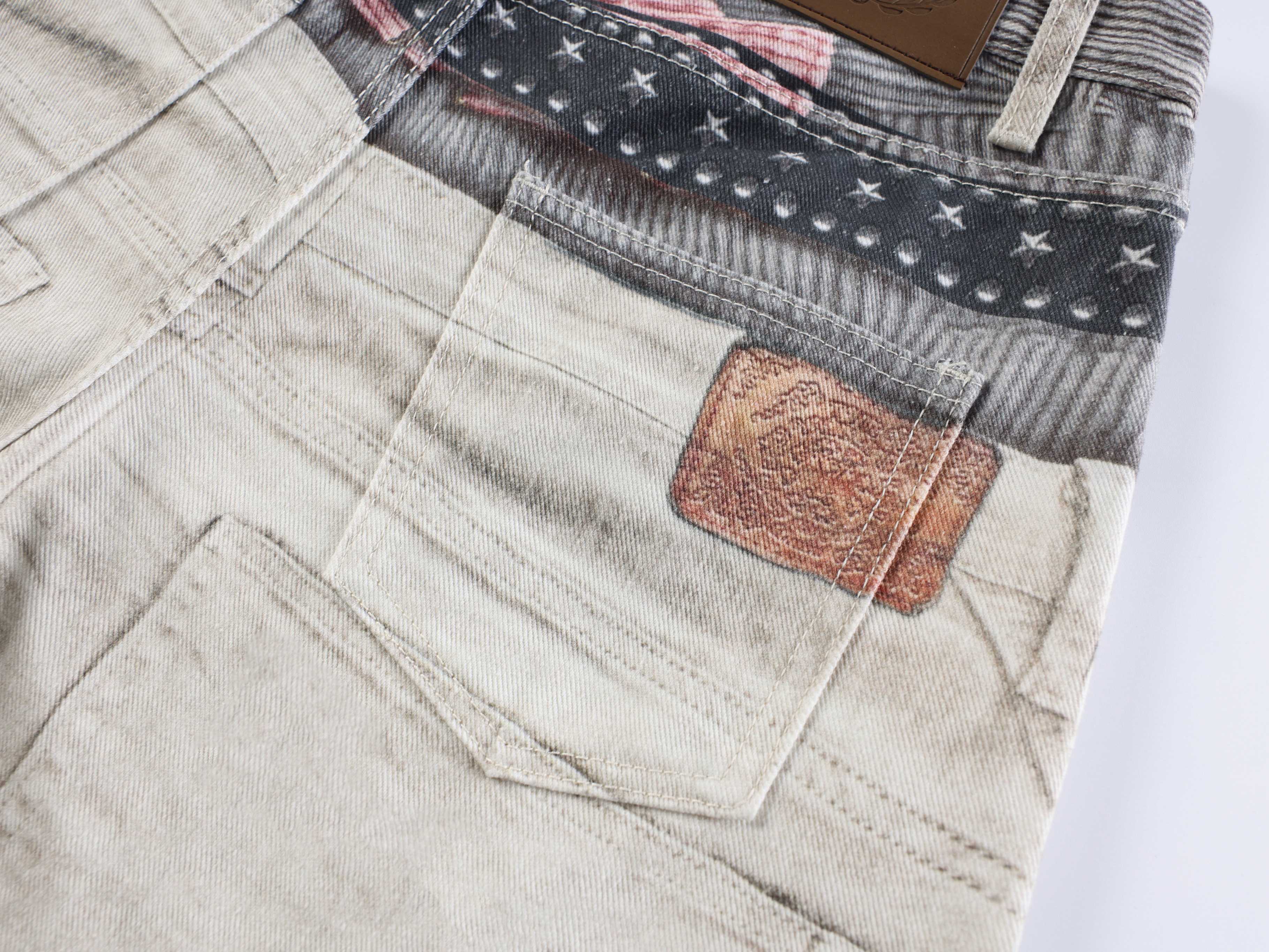 CapCabin “Layered Belt Utility Balloon Jeans”
