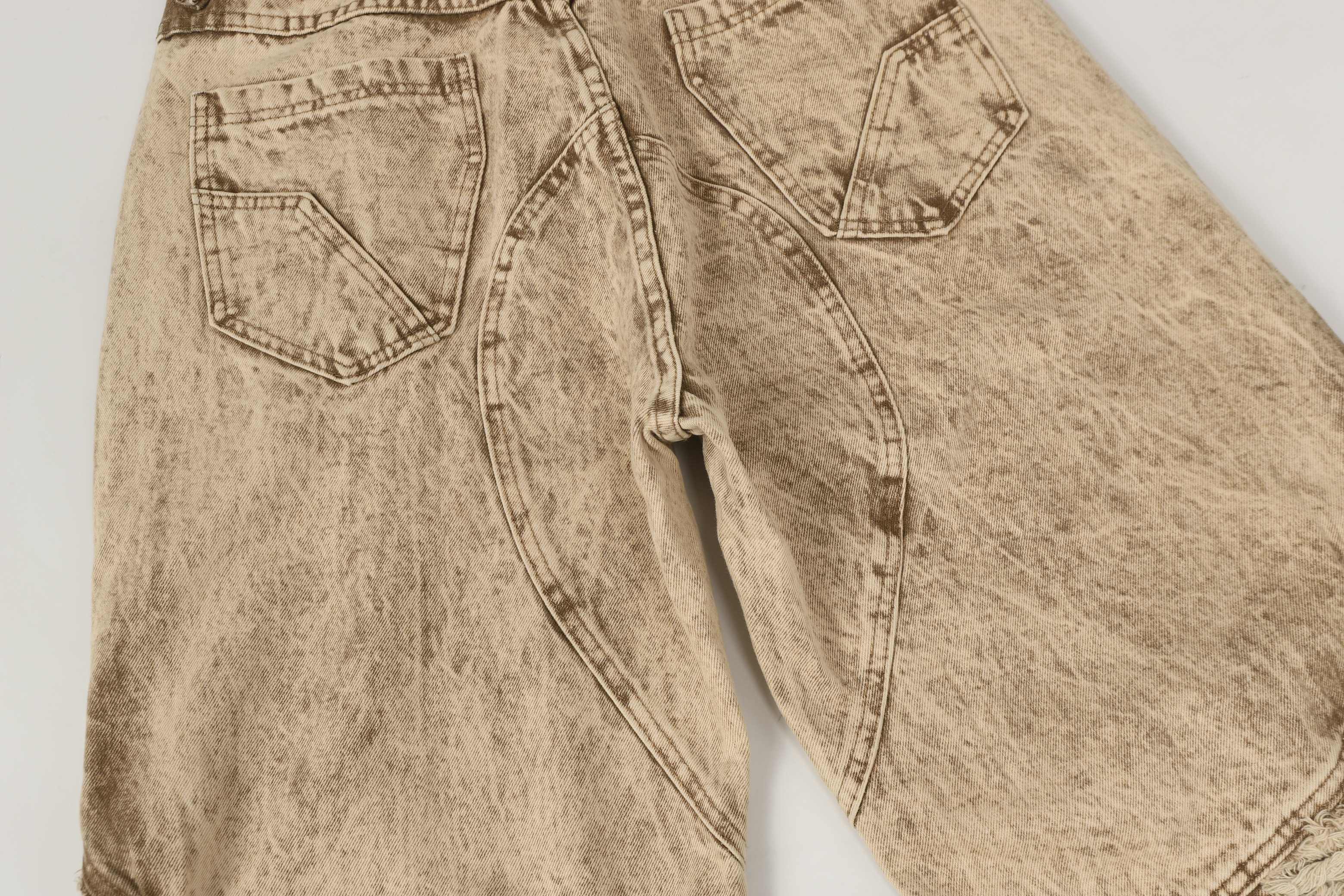 CapCabin “Vintage Distressed Panel Jeans”
