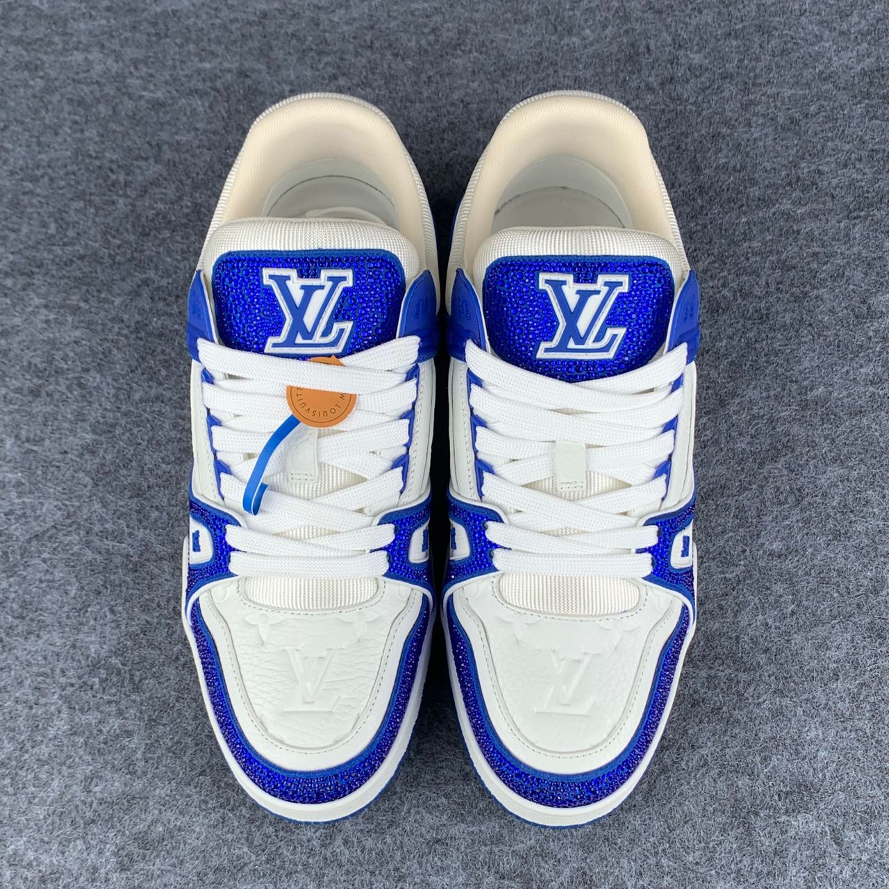 LV Trainer 'White Blue Crystals'