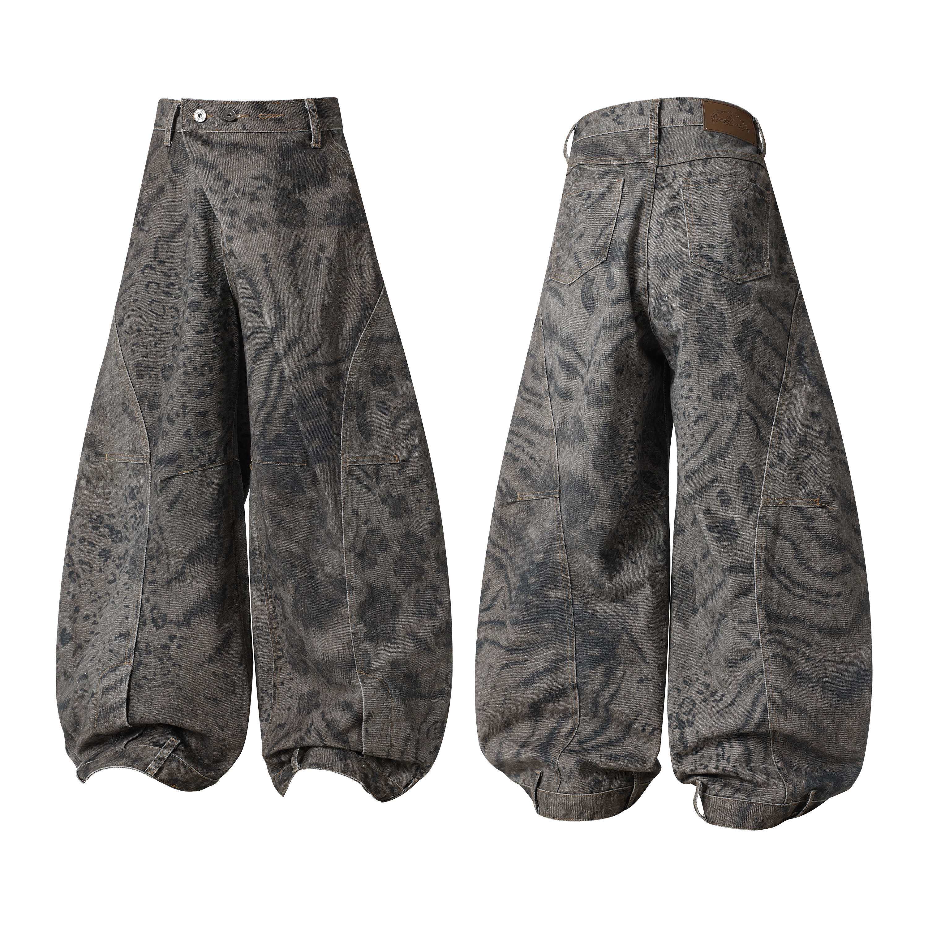 CapCabin “Shadow Predator Balloon Jeans”