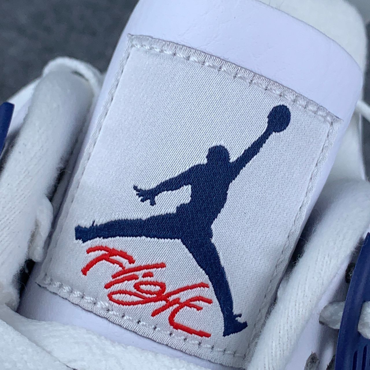 Air Jordan 4 Retro 'Midnight Navy' (B-Grade)