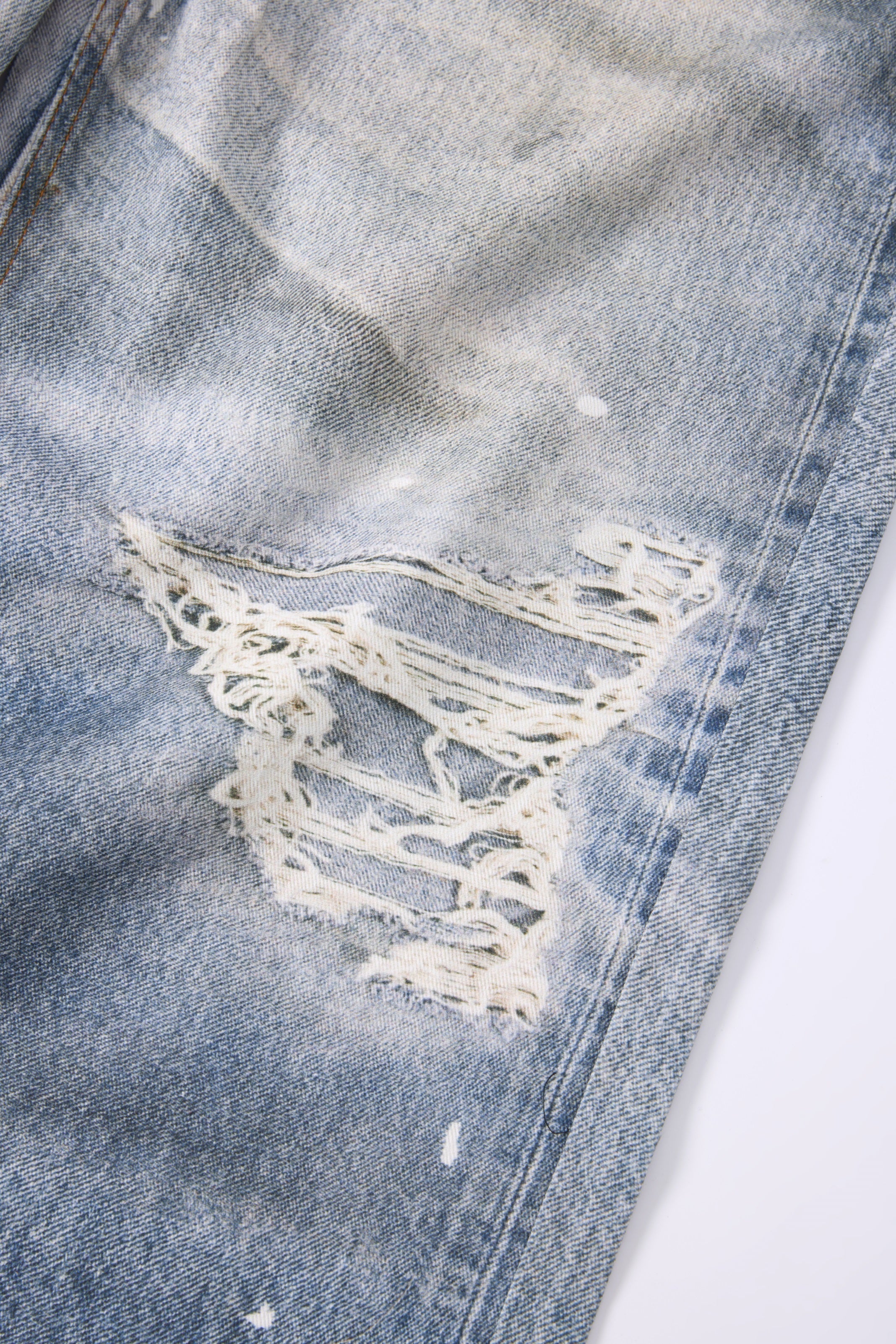 CapCabin Layered Waist Distressed Jeans