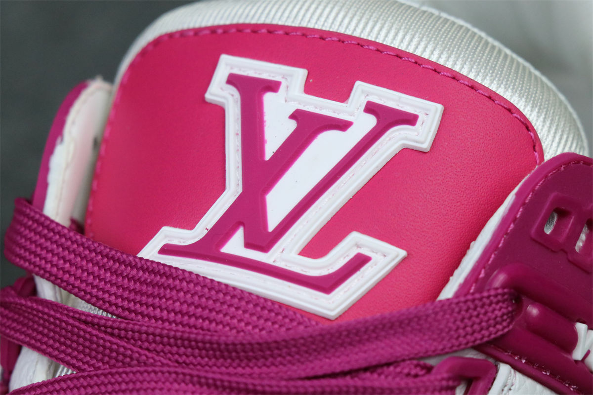 WMNS LV Trainer 'Fuchsia'