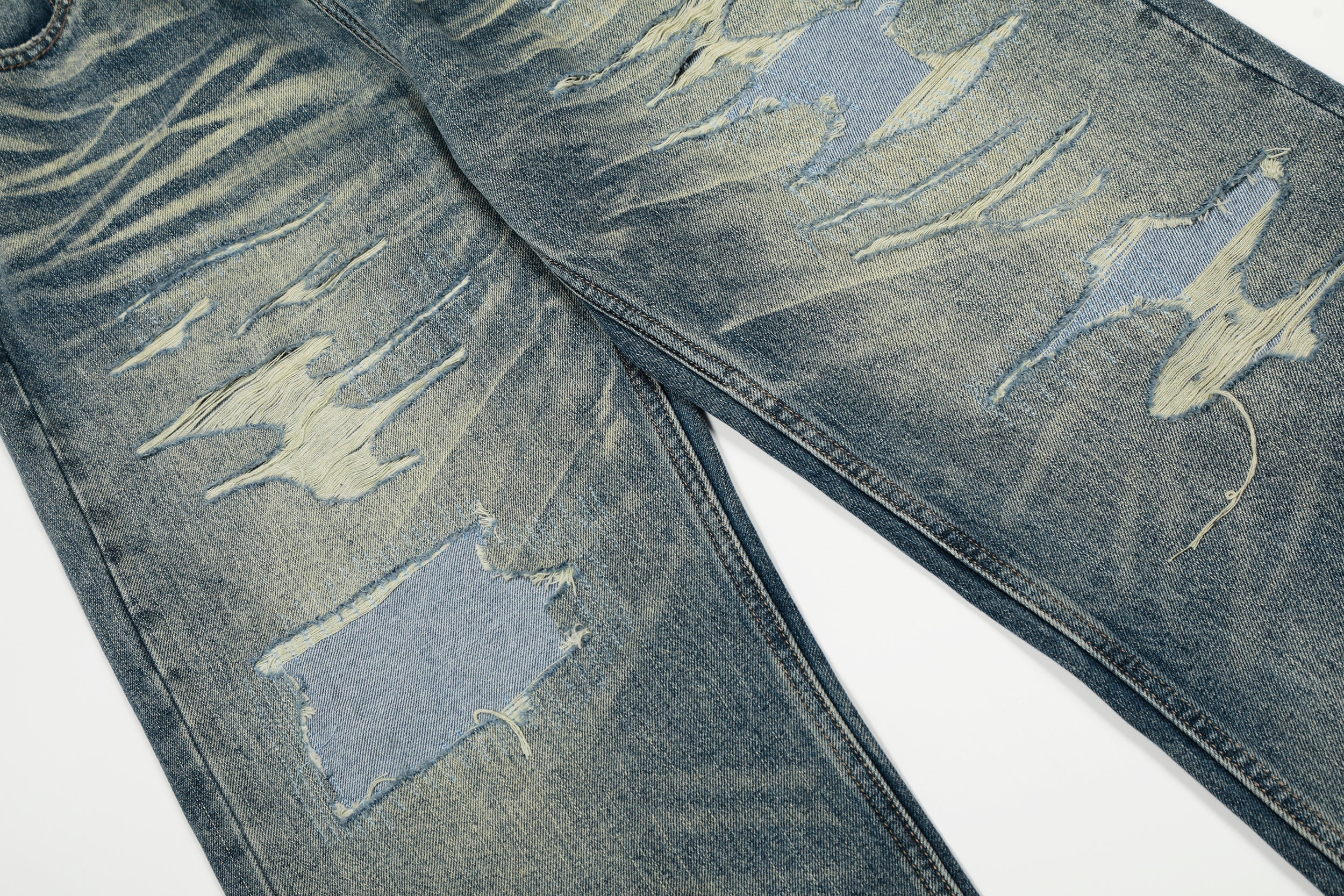 CapCabin Vintage Washed Distressed Jeans*