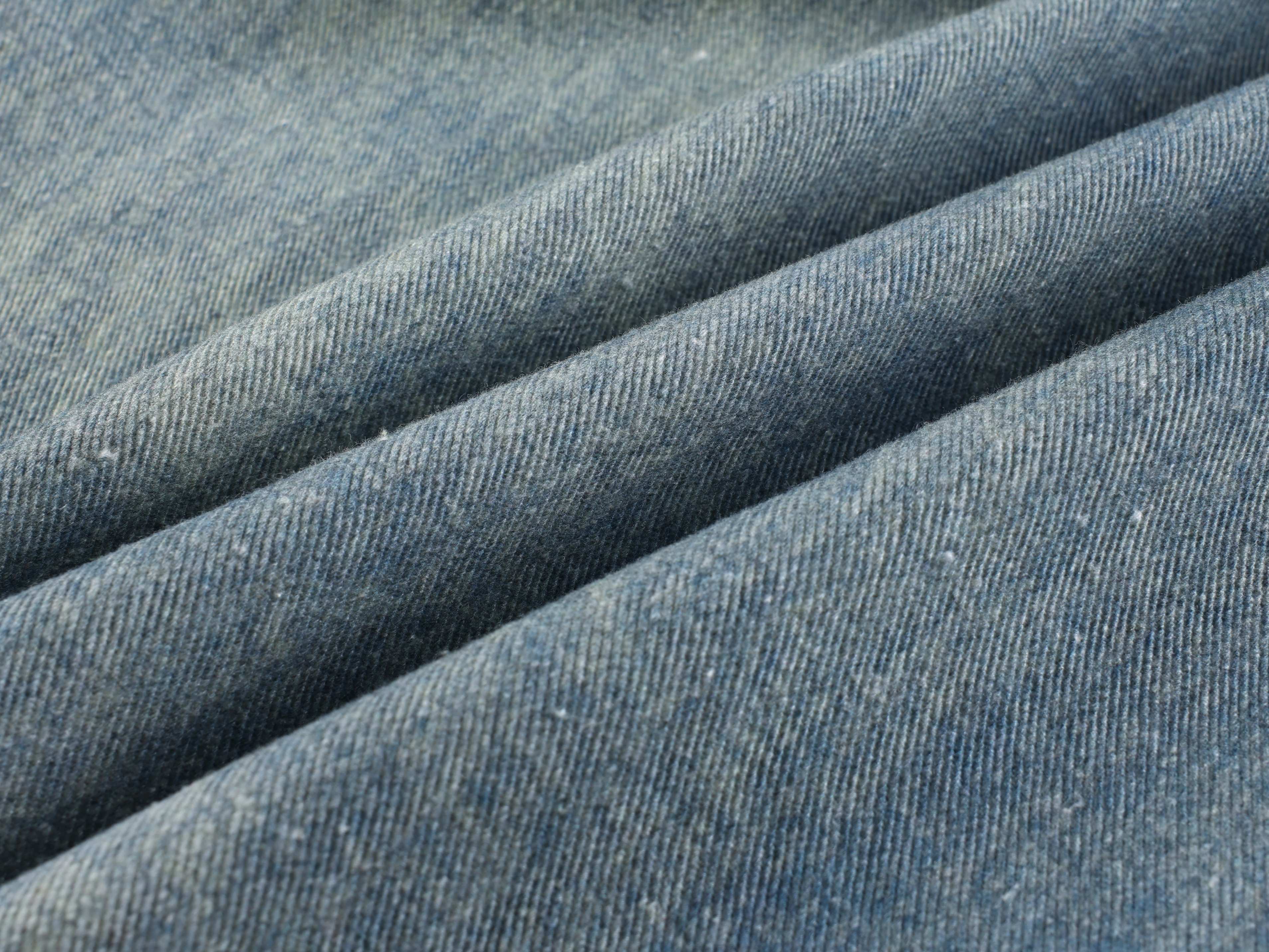 CapCabin “Toychain Graffiti Balloon Jeans”