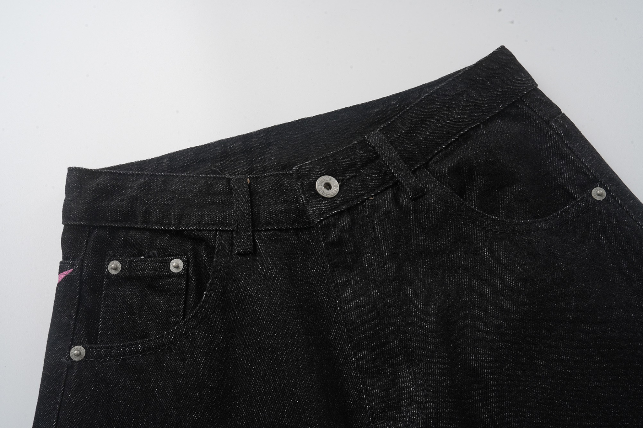 CapCabin Cross Pocket Graphic Wide-Leg Jeans