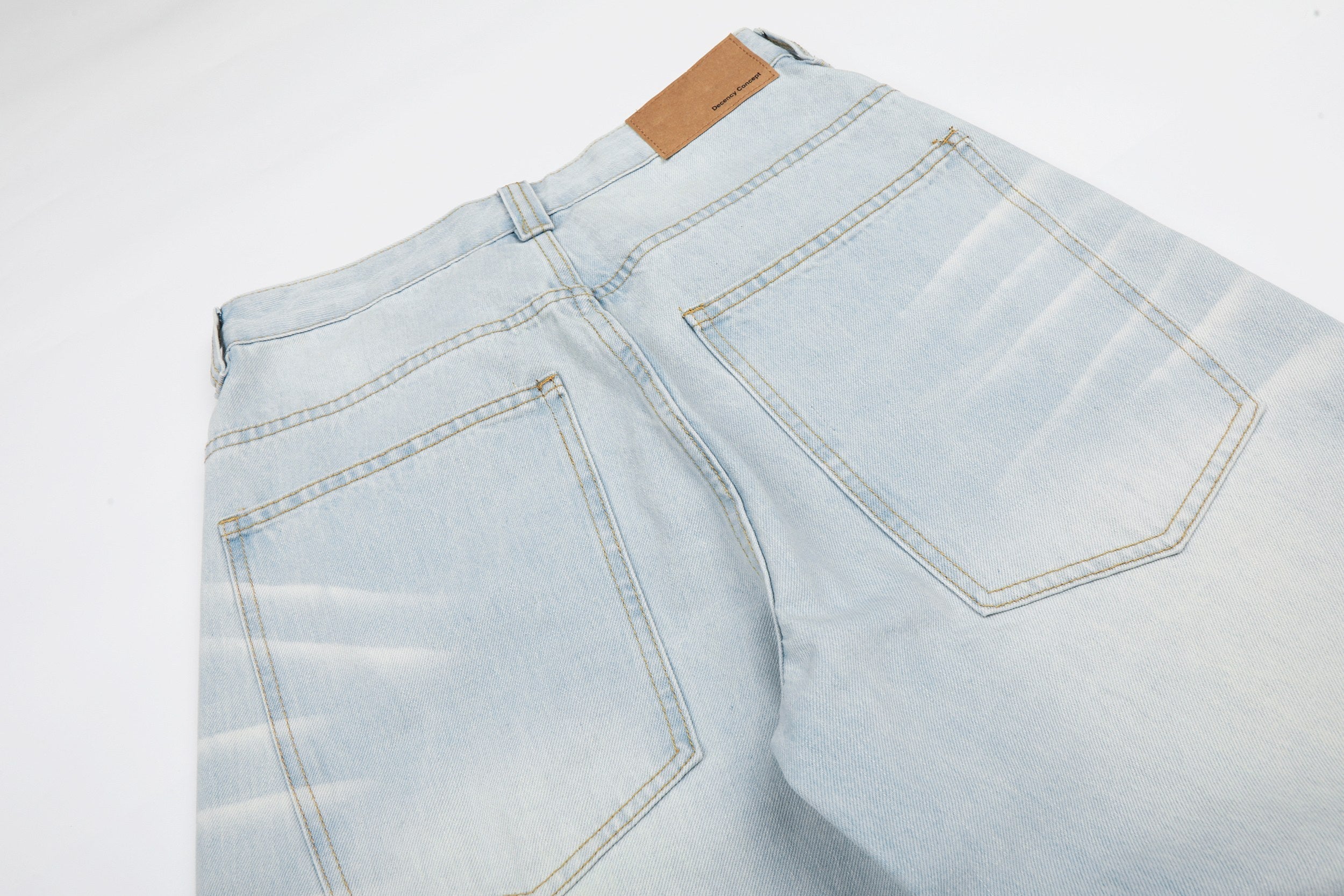 CapCabin “Ice Wash Wide Denim”