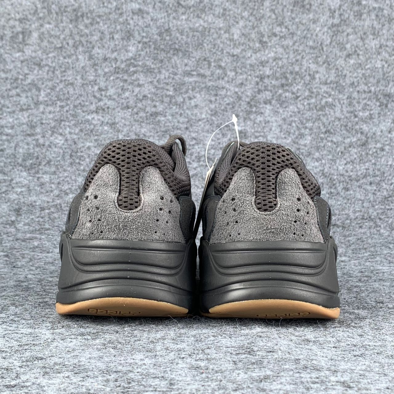 Yeezy Boost 700 'Utility Black'