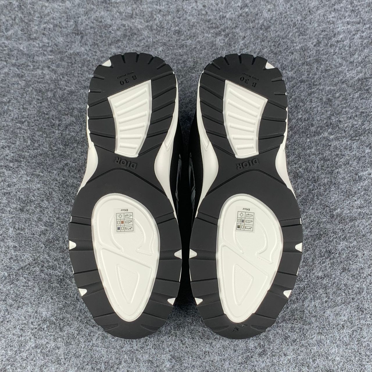 Dior B30 'Reflective CD30 ‘Black'