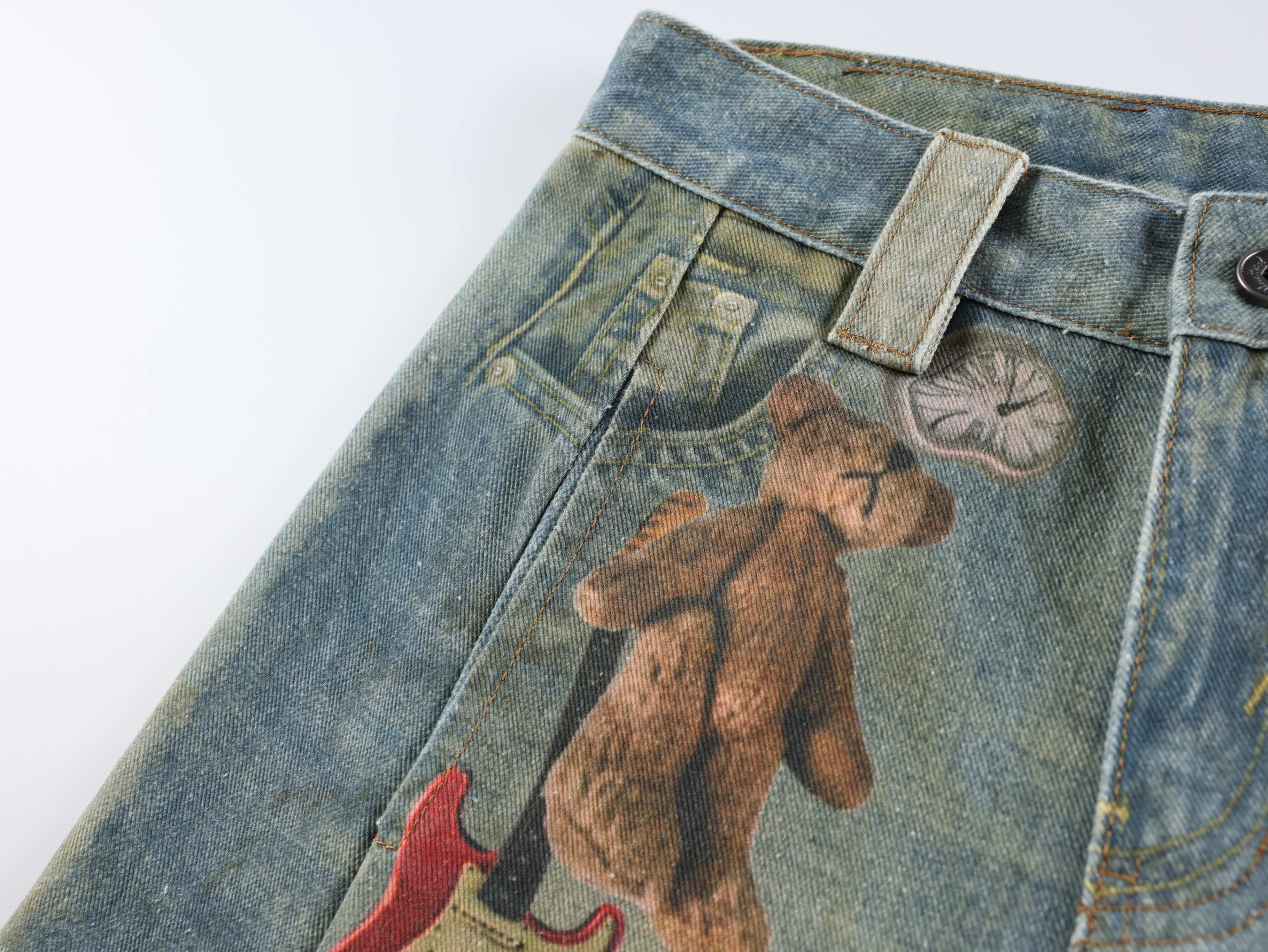CapCabin “Playground Charm Balloon Jeans”