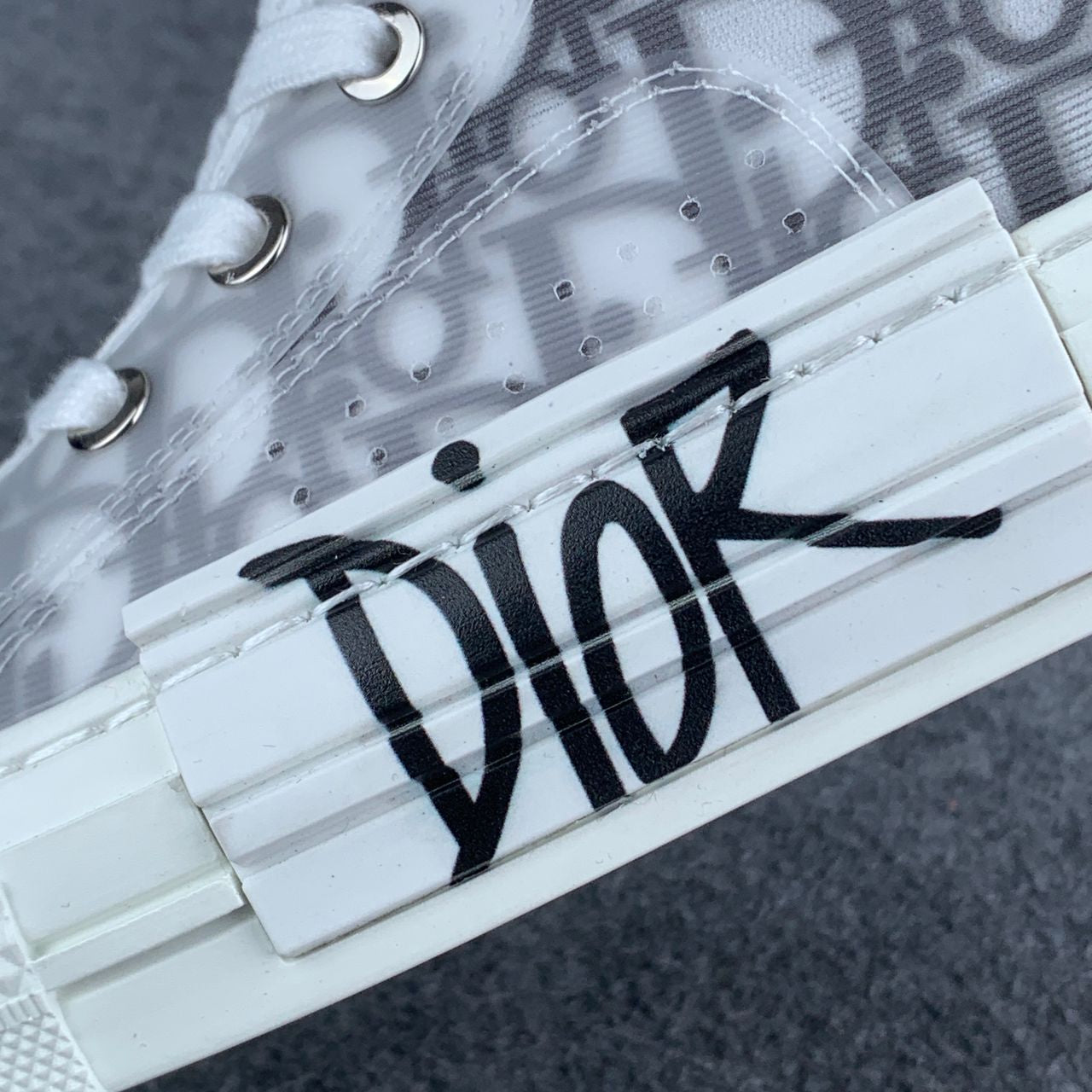 Dior B23 High Oblique - Shawn Bee Embroidery Patch'