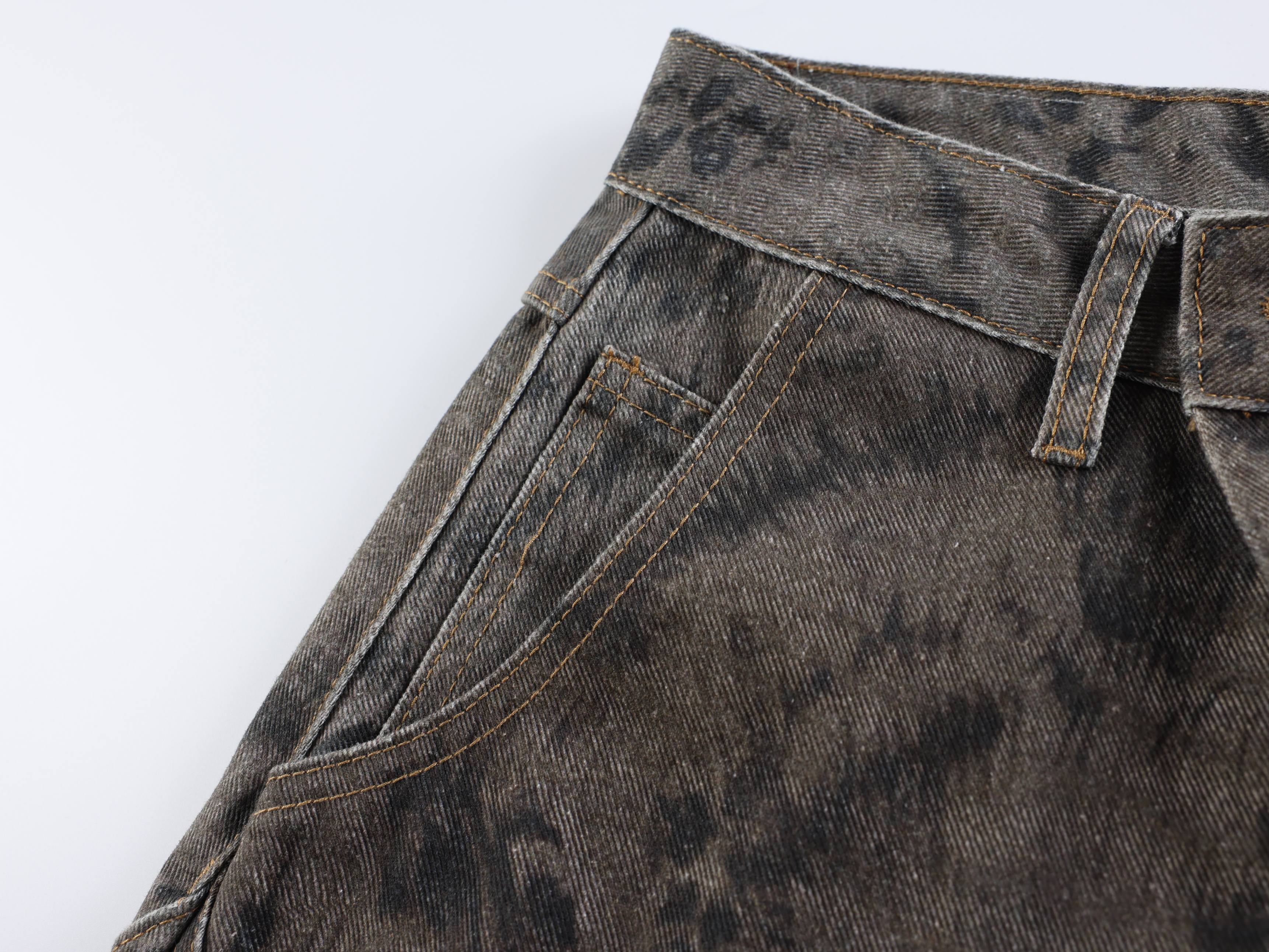 CapCabin “Shadow Predator Balloon Jeans”