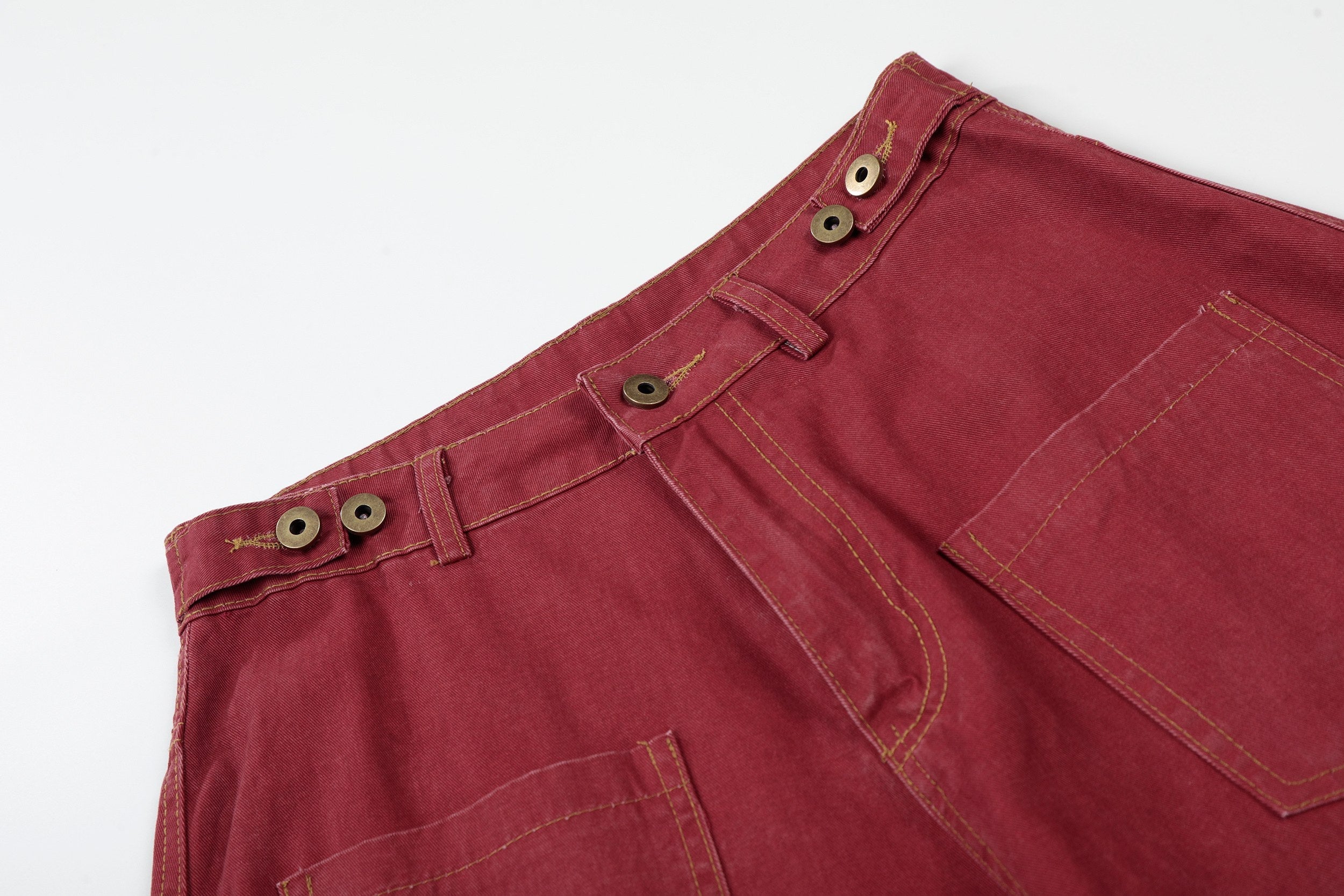 CapCabin “Vintage Red Splatter Wide-Leg Pants”