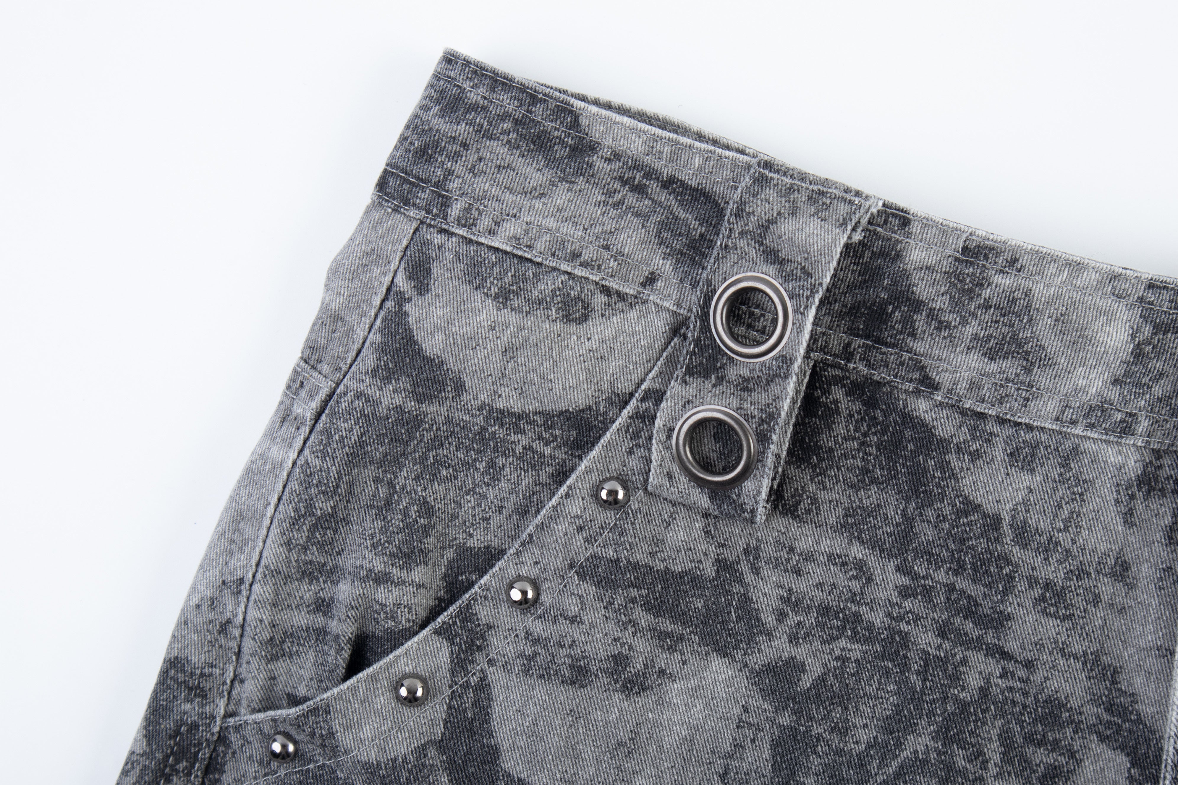 CapCabin Distressed Multi-Pocket Cargo Pants