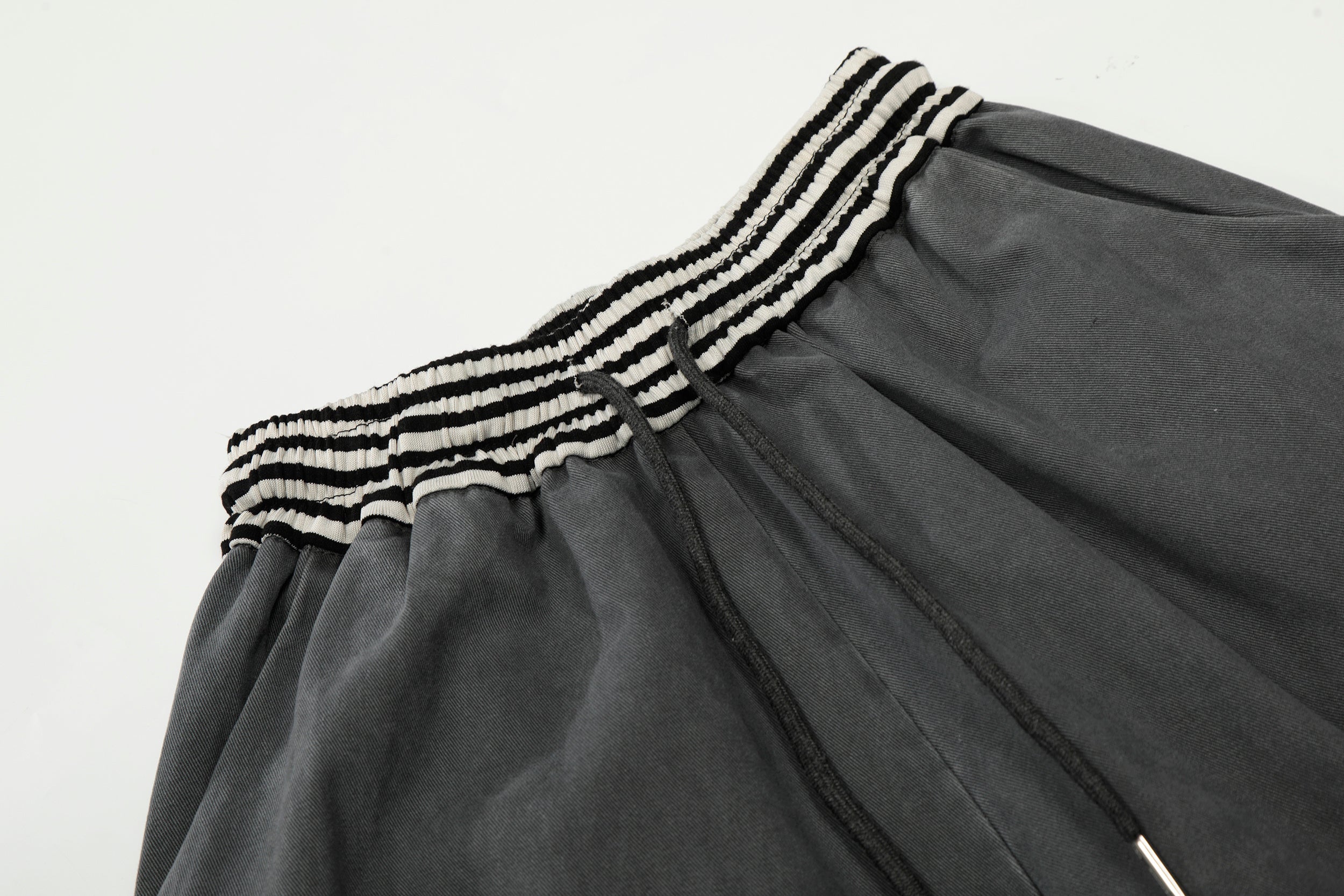 CapCabin Washed Cargo Wide-Leg Pants