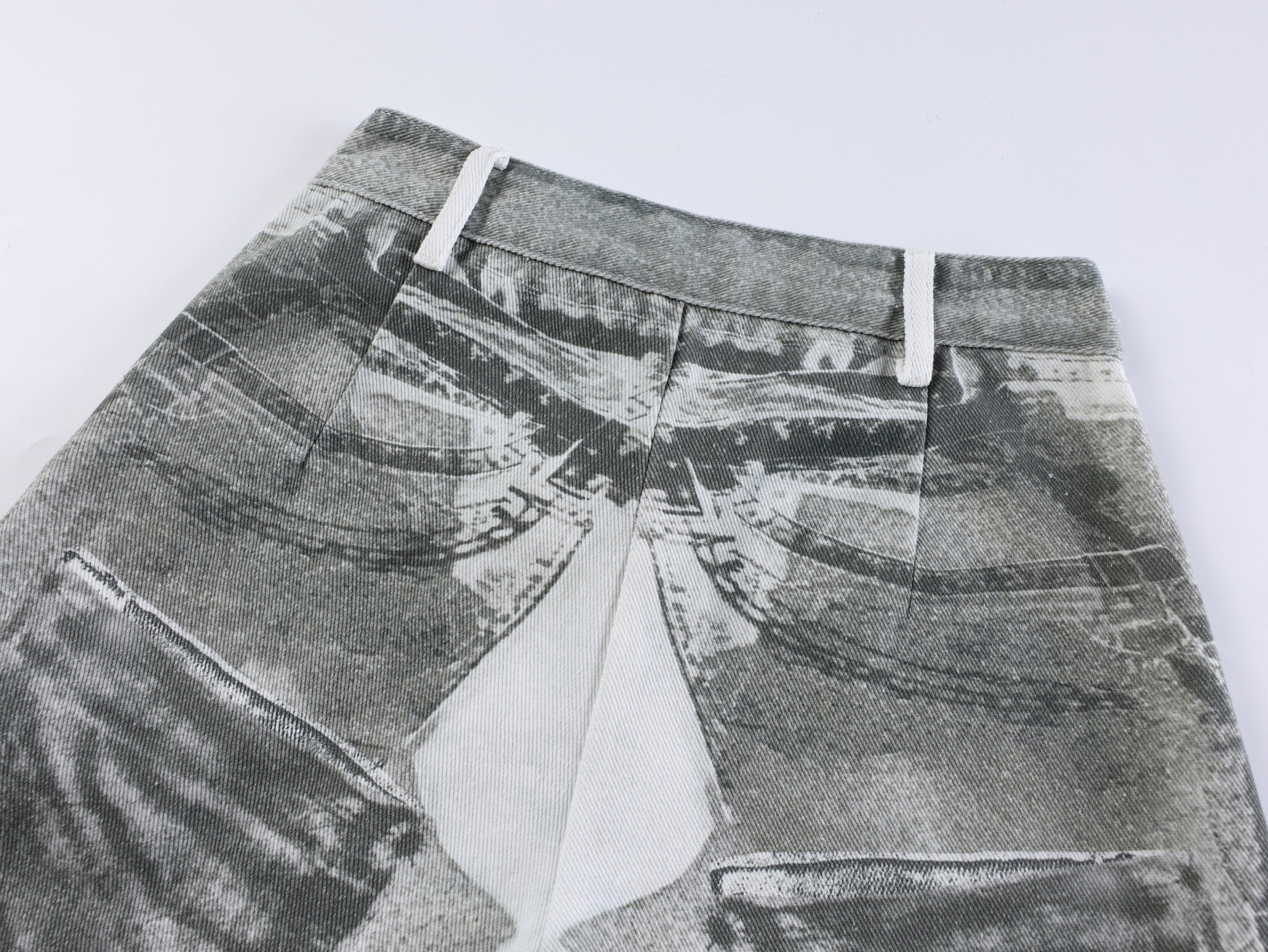 CapCabin Graphic Panel Wide-Leg Pants