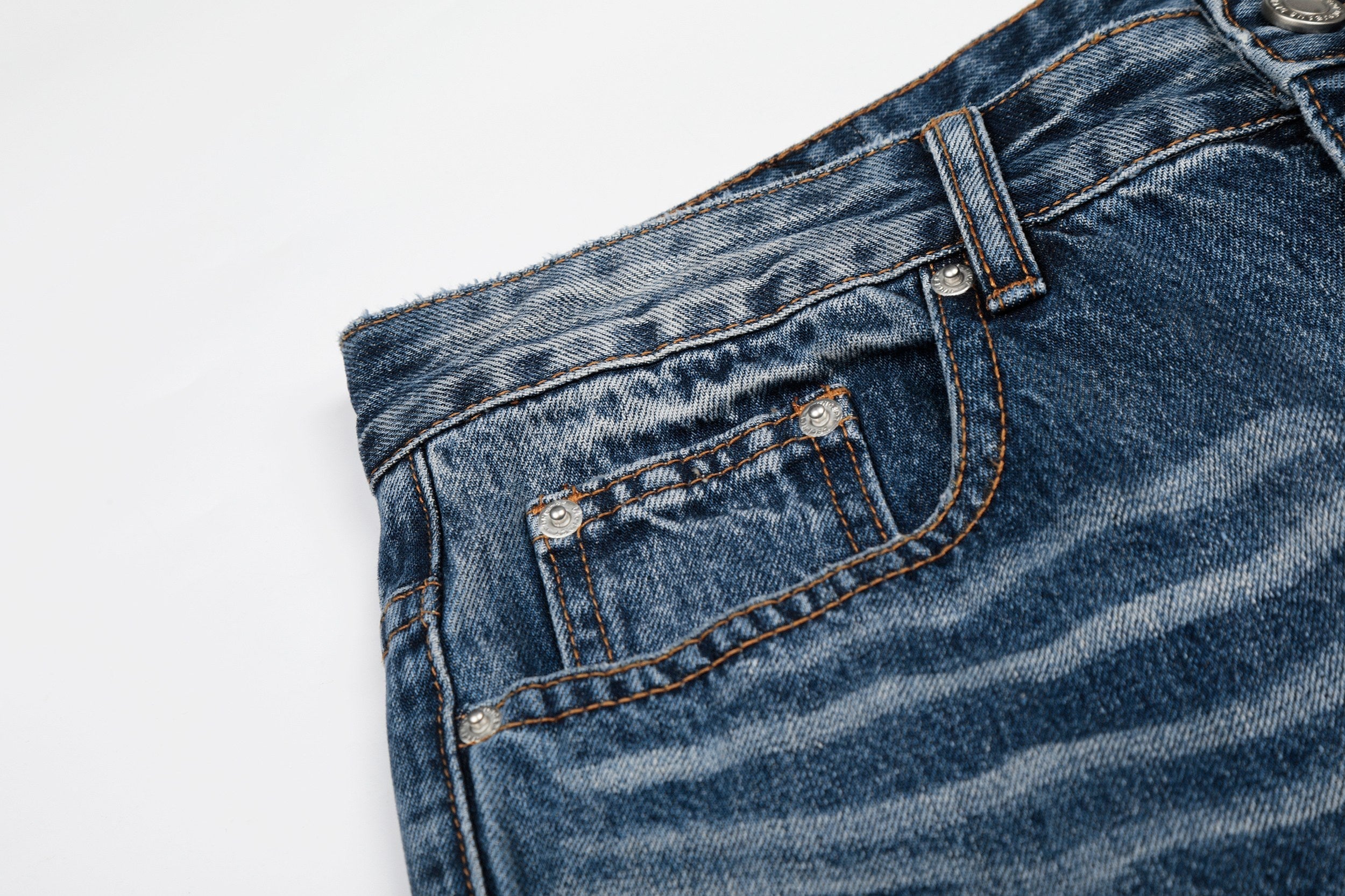 CapCabin “Vintage Fade Denim Jeans”