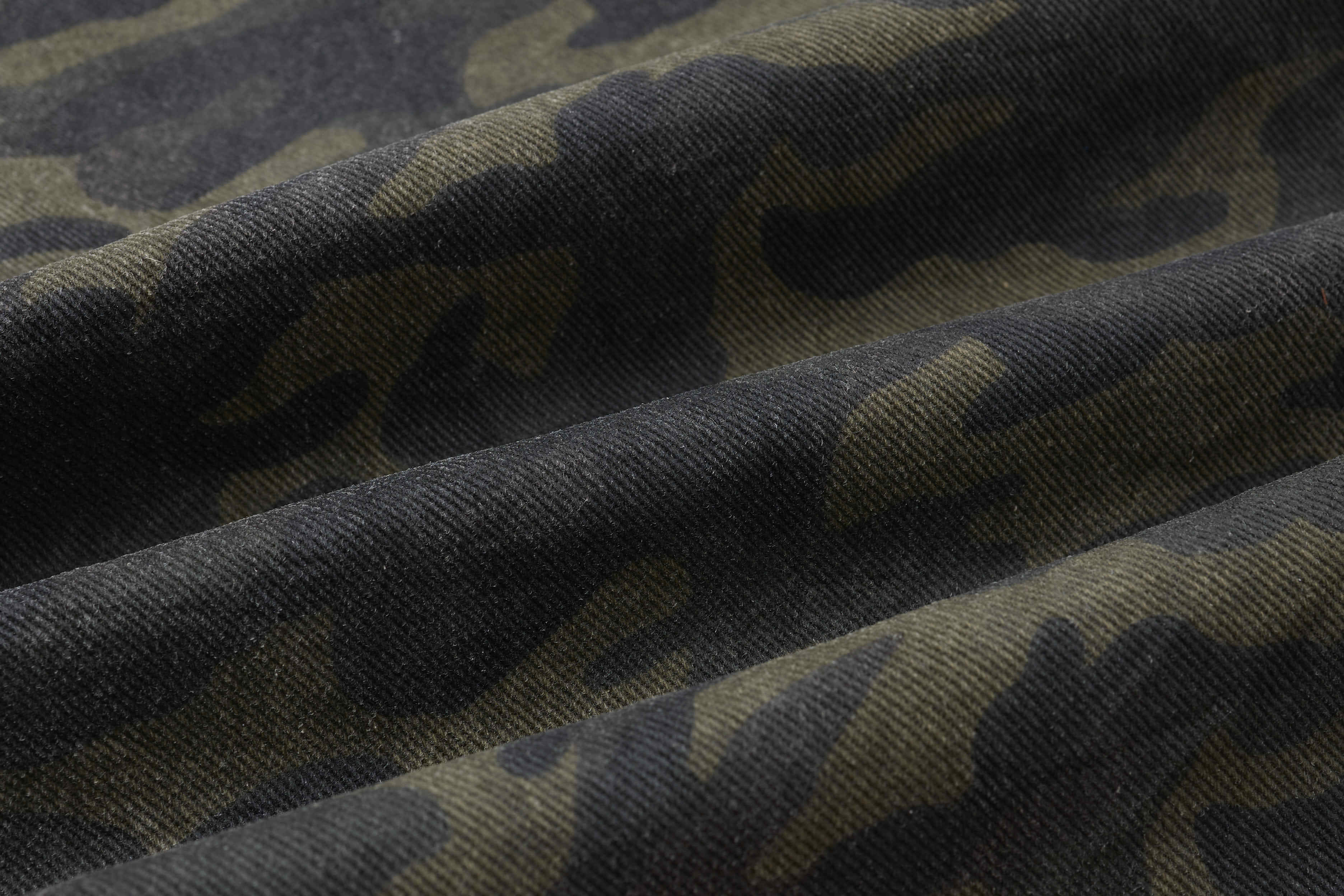 CapCabin Camo Wide-Leg Cargo Pants