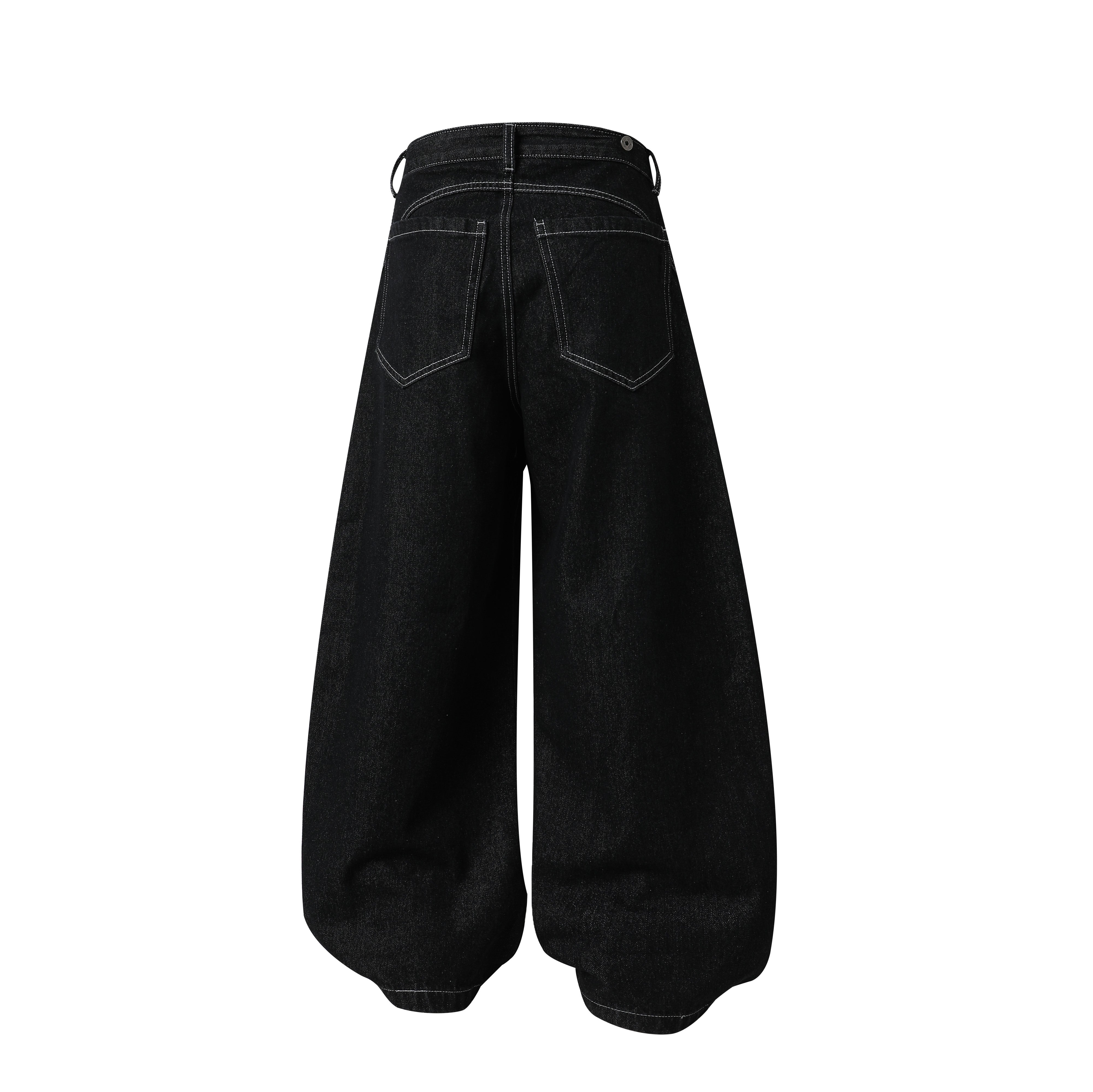 CapCabin Hardware Strap Wide-Leg Jeans