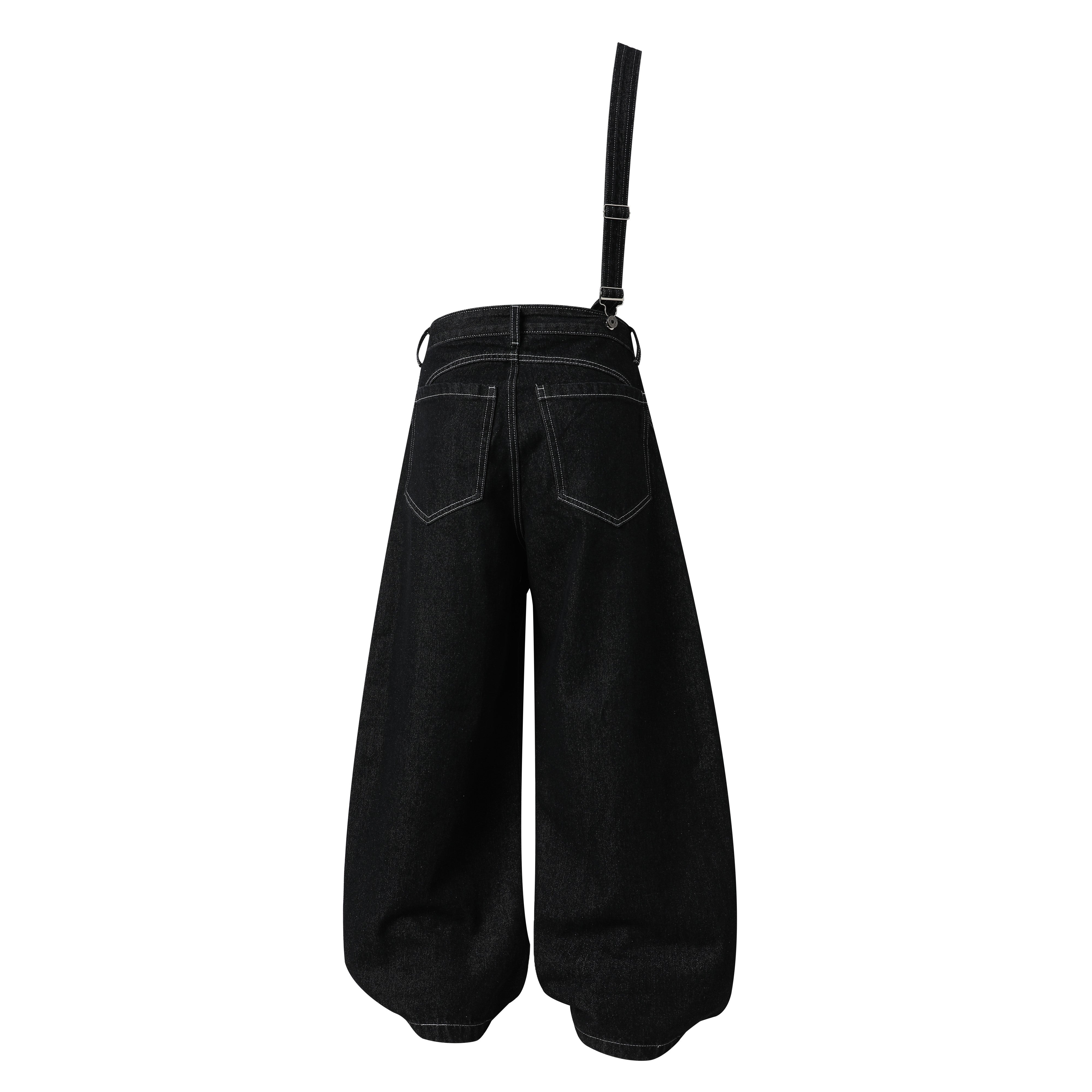 CapCabin Hardware Strap Wide-Leg Jeans