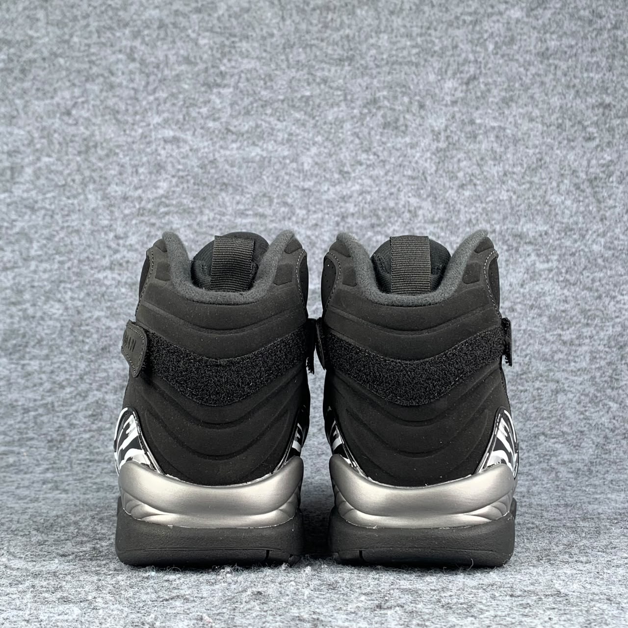 Air Jordan 8 Retro 'Chrome' 2026