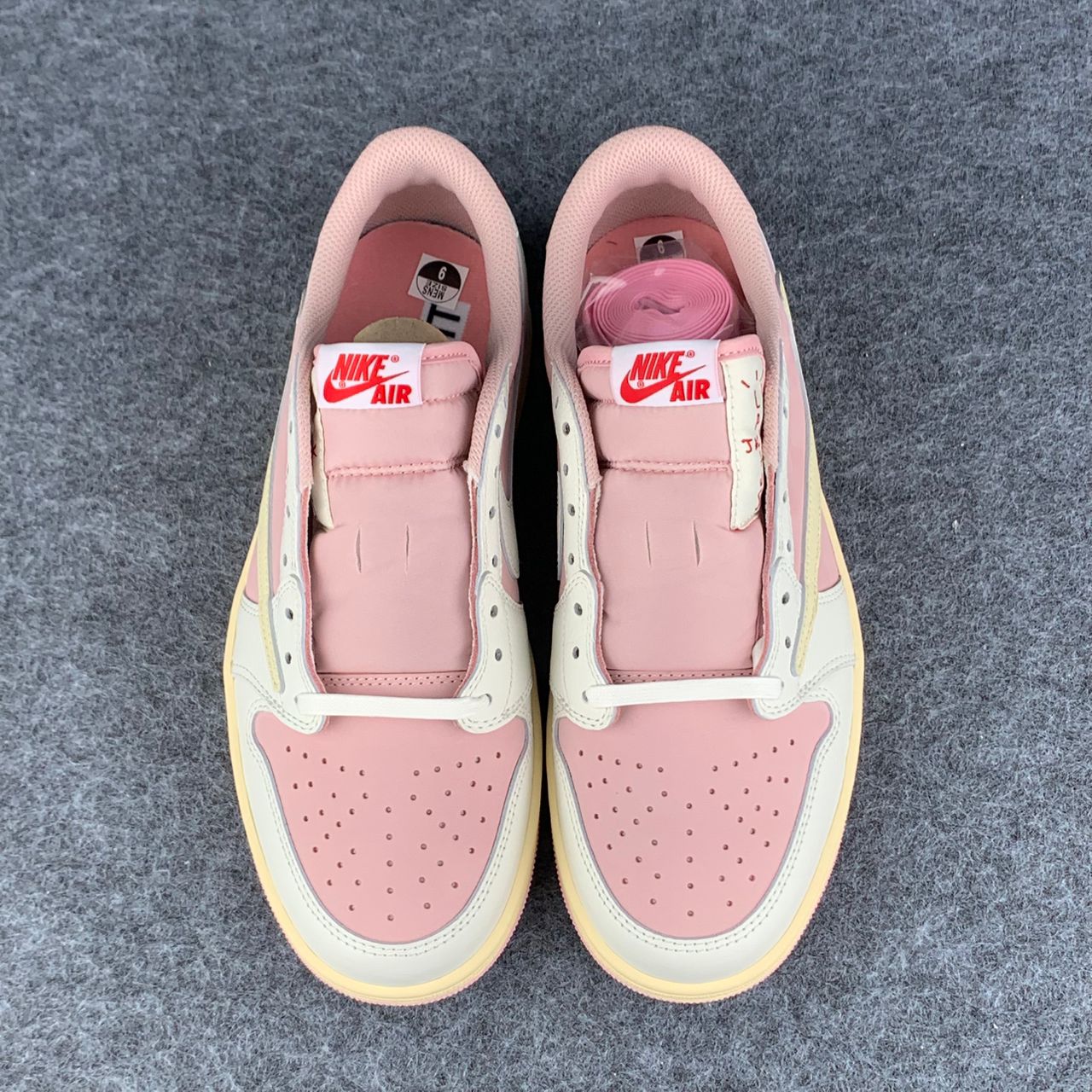 Travis Scott x Air Jordan 1 Low OG SP 'Sail Shy Pink'