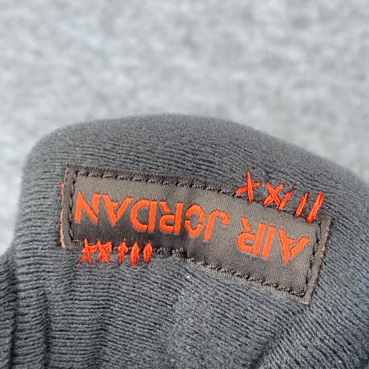 (Early Look) Air Jordan 5 Retro 'Halloween'